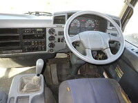 三菱ふそうファイターアルミウイング中型（4t）[写真24]