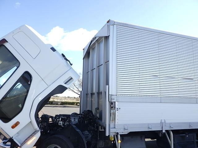 三菱ふそうファイターアルミウイング中型（4t）[写真25]