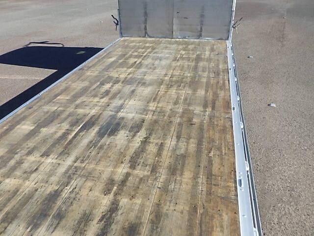 三菱ふそうファイターアルミウイング中型（4t）[写真05]