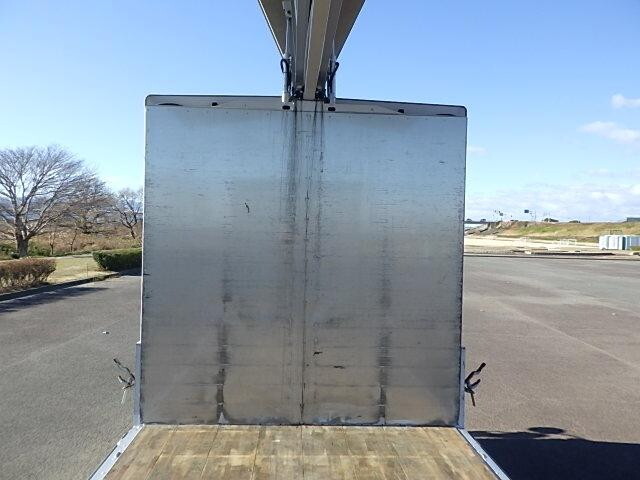 三菱ふそうファイターアルミウイング中型（4t）[写真09]