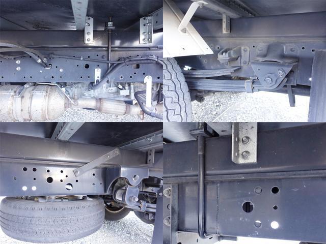 日野デュトロパネルバン小型（2t・3t）[写真15]