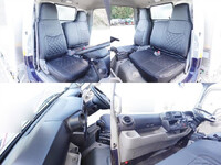 日野デュトロパネルバン小型（2t・3t）[写真19]