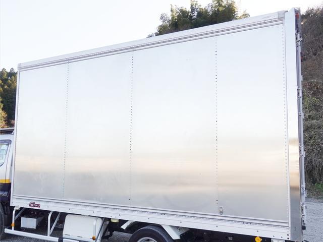 日野デュトロパネルバン小型（2t・3t）[写真07]