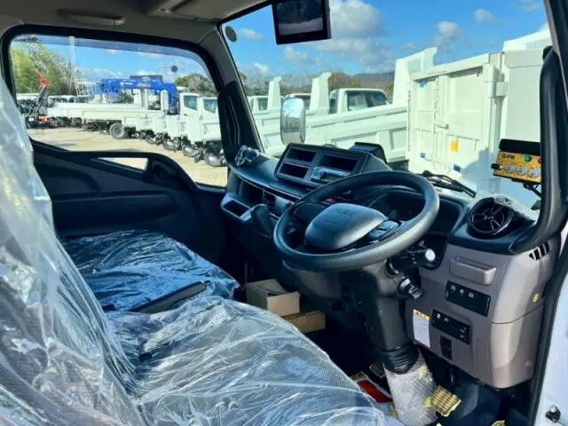 三菱ふそうキャンターパッカー車（塵芥車）小型（2t・3t）[写真07]