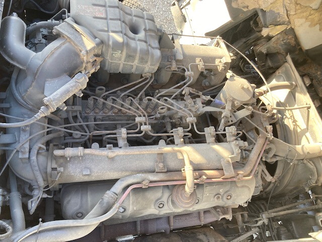 いすゞギガセルフローダー大型（10t）[写真24]