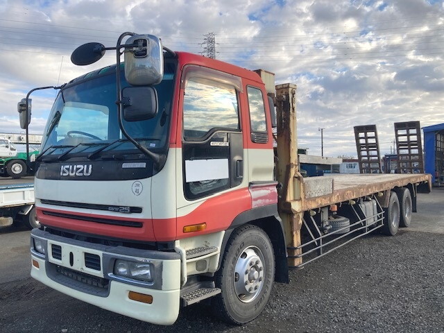 いすゞギガセルフローダー大型（10t）[写真03]