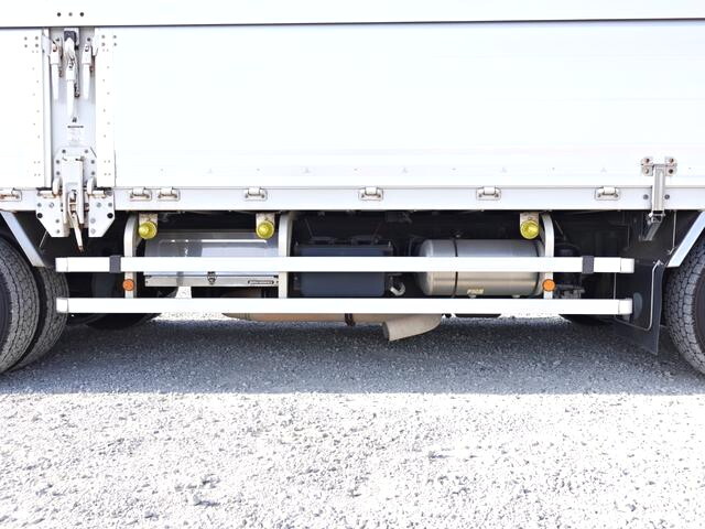 三菱ふそうスーパーグレートアルミウイング大型（10t）[写真20]