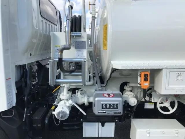 日野デュトロタンク車（タンクローリー）小型（2t・3t）[写真20]