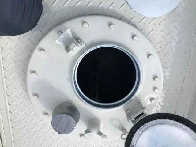 日野デュトロタンク車（タンクローリー）小型（2t・3t）[写真31]