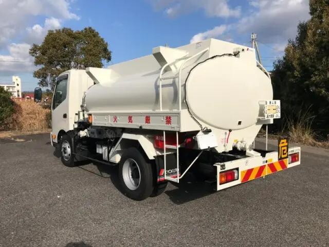中古タンク車（タンクローリー） 日野 兵庫・鳥取・愛媛 デュトロ（2KG