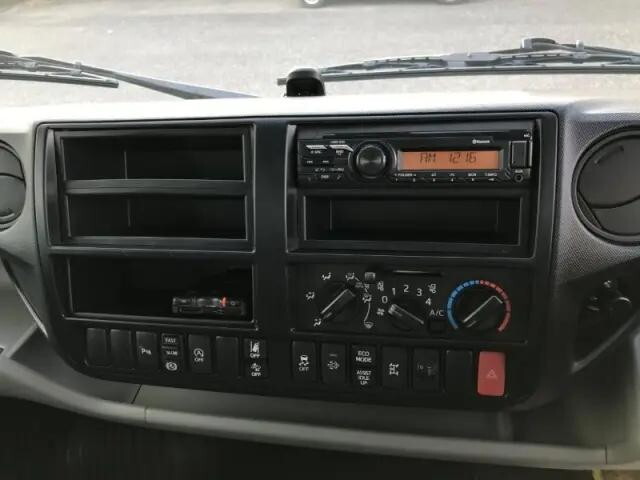 日野デュトロタンク車（タンクローリー）小型（2t・3t）[写真09]