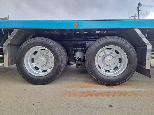 日野プロフィアセルフクレーン4段大型（10t）[写真21]