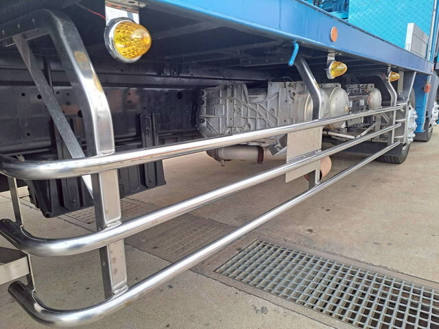 日野プロフィアセルフクレーン4段大型（10t）[写真27]