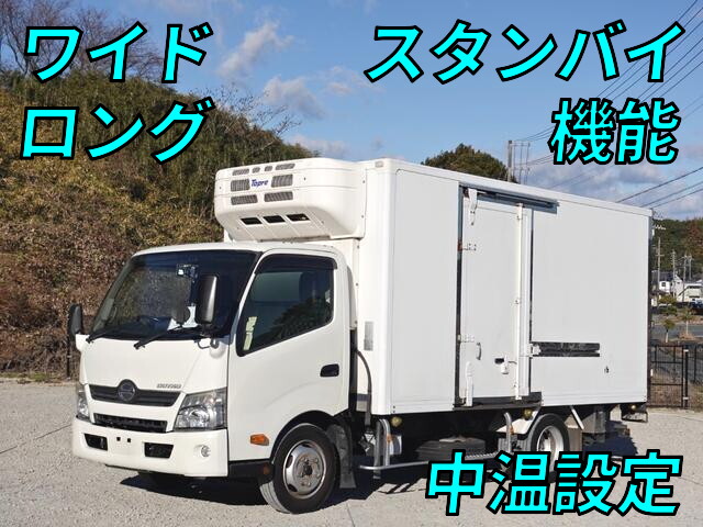 日野デュトロ冷凍車（冷蔵車）小型（2t・3t）SKG-XZU710M [写真01]