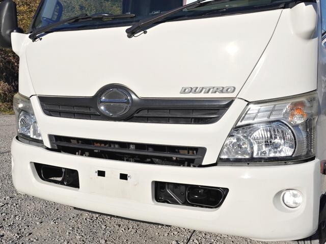 日野デュトロ冷凍車（冷蔵車）小型（2t・3t）[写真04]