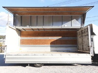 いすゞフォワードアルミウイング中型（4t）[写真13]