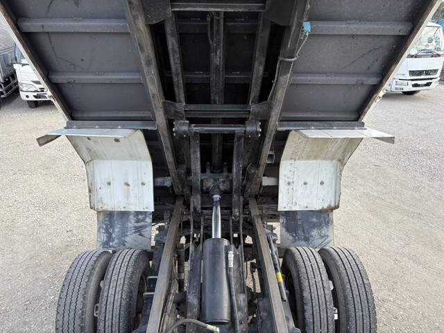 いすゞエルフローダーダンプ小型（2t・3t）[写真15]