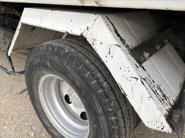 いすゞエルフローダーダンプ小型（2t・3t）[写真30]