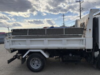 いすゞエルフローダーダンプ小型（2t・3t）[写真07]