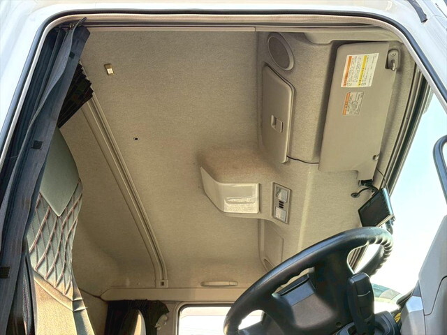 三菱ふそうスーパーグレートアルミブロック大型（10t）[写真22]