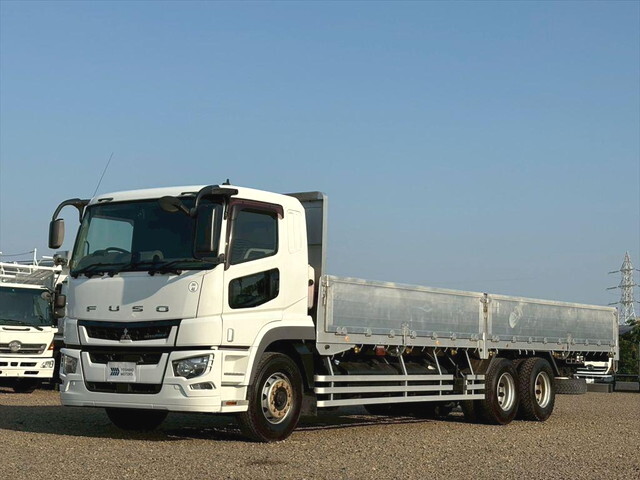 三菱ふそうスーパーグレートアルミブロック大型（10t）[写真03]