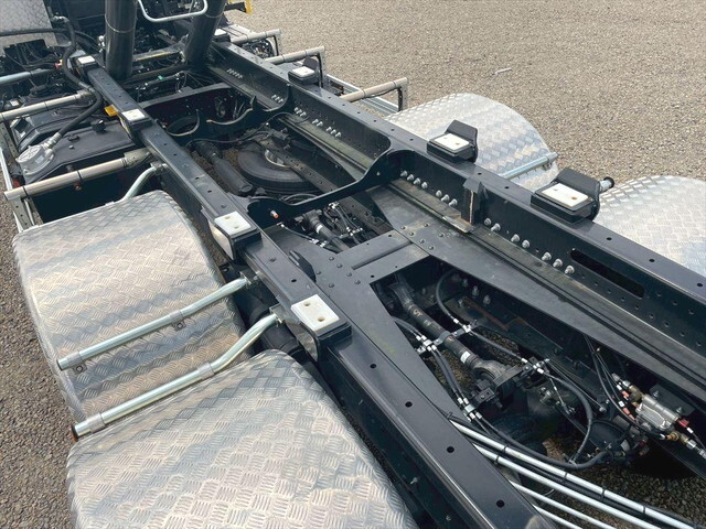 いすゞギガコンテナ専用車大型（10t）[写真11]