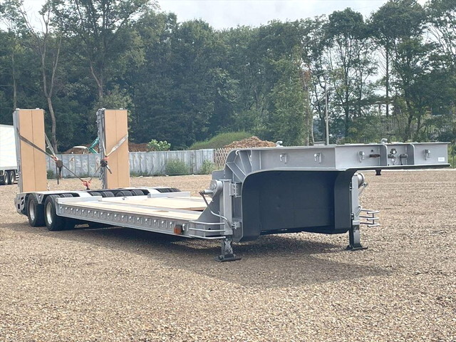 その他のメーカーその他の車種重機運搬トレーラー大型（10t）[写真03]