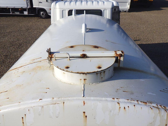 日野デュトロ散水車小型（2t・3t）[写真07]