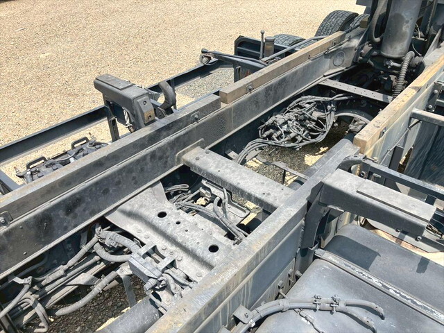 日野プロフィア深ダンプ（土砂禁ダンプ）大型（10t）[写真12]