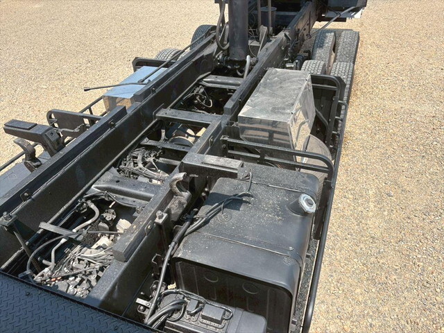 三菱ふそうスーパーグレート深ダンプ（土砂禁ダンプ）大型（10t）[写真16]