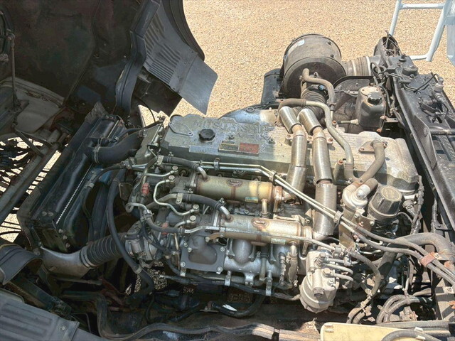 三菱ふそうスーパーグレート深ダンプ（土砂禁ダンプ）大型（10t）[写真18]