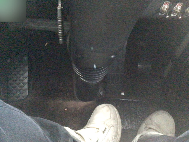 三菱ふそうスーパーグレート深ダンプ（土砂禁ダンプ）大型（10t）[写真36]