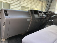 いすゞエルフアルミバン小型（2t・3t）[写真21]