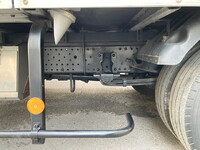 いすゞエルフアルミバン小型（2t・3t）[写真32]