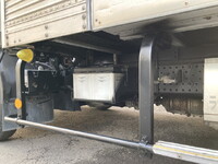 いすゞエルフアルミバン小型（2t・3t）[写真10]