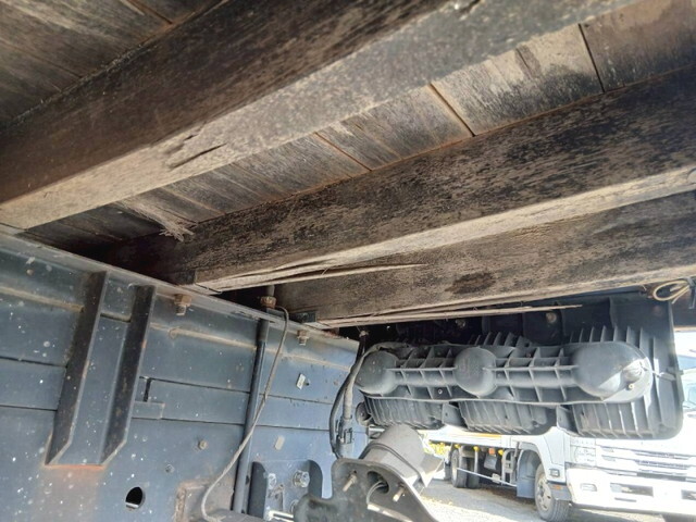 三菱ふそうファイタースクラップ運搬車増トン（6t・8t）[写真18]