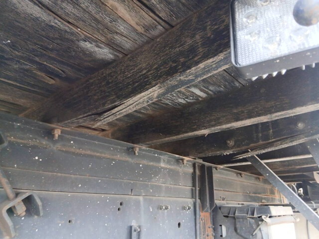 三菱ふそうファイタースクラップ運搬車増トン（6t・8t）[写真20]