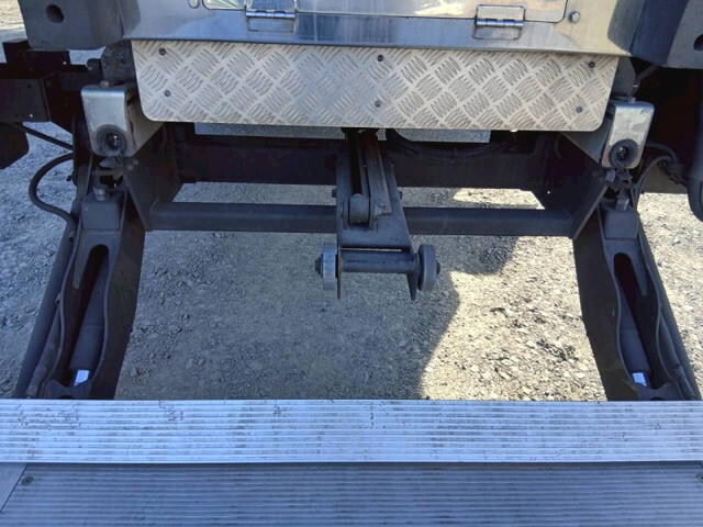 いすゞギガ冷凍車（冷蔵車）大型（10t）[写真15]