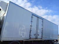 いすゞギガ冷凍車（冷蔵車）大型（10t）[写真08]