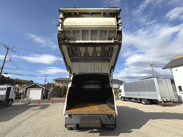 いすゞフォワードパッカー車（塵芥車）中型（4t）[写真15]