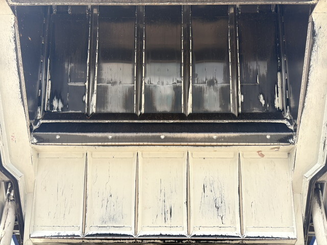 いすゞフォワードパッカー車（塵芥車）中型（4t）[写真17]