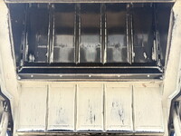 いすゞフォワードパッカー車（塵芥車）中型（4t）[写真18]