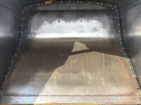 いすゞフォワードパッカー車（塵芥車）中型（4t）[写真19]