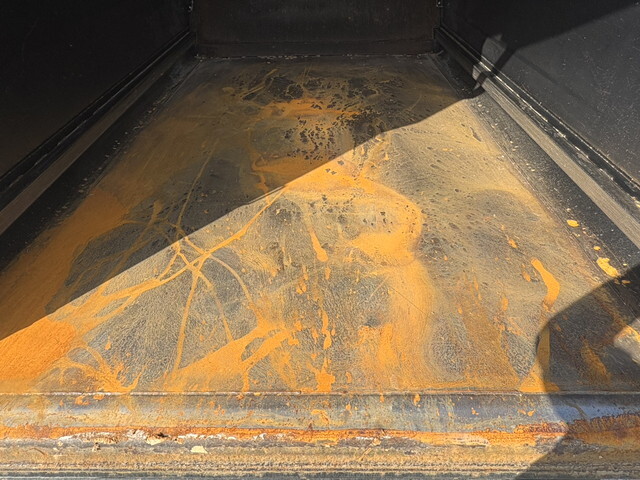 いすゞフォワードパッカー車（塵芥車）中型（4t）[写真19]