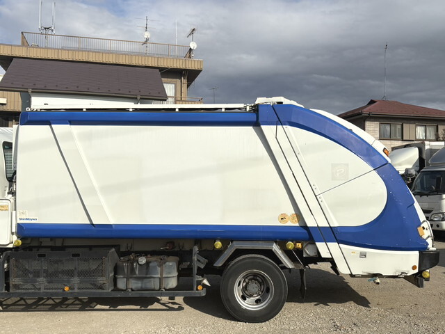 いすゞフォワードパッカー車（塵芥車）中型（4t）[写真07]