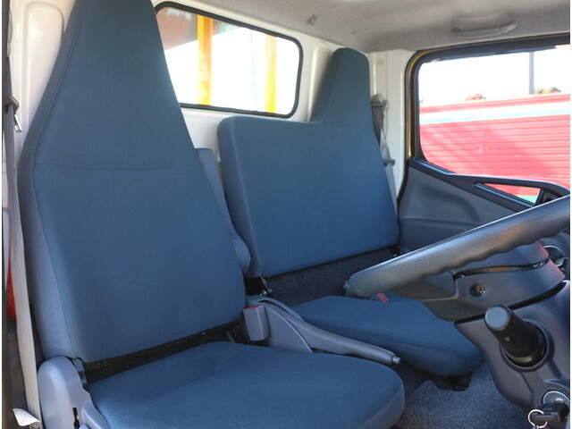 三菱ふそうキャンター道路作業車小型（2t・3t）[写真20]