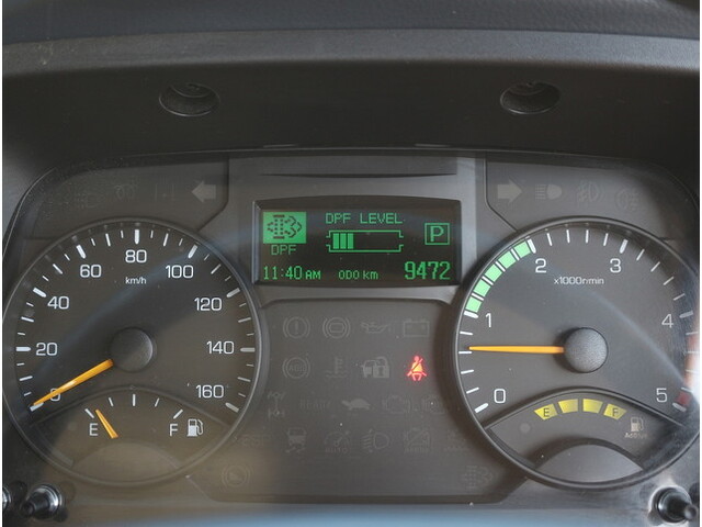 三菱ふそうキャンター道路作業車小型（2t・3t）[写真23]