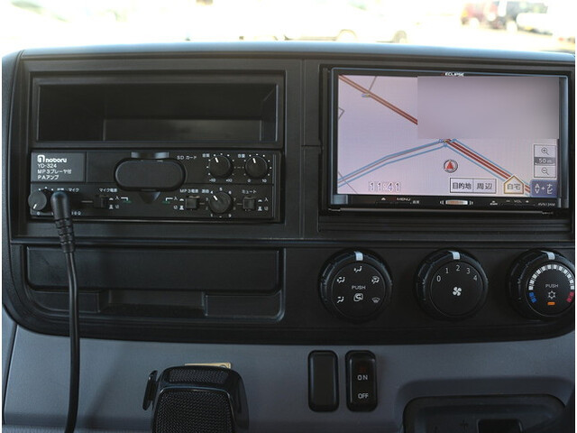 三菱ふそうキャンター道路作業車小型（2t・3t）[写真25]