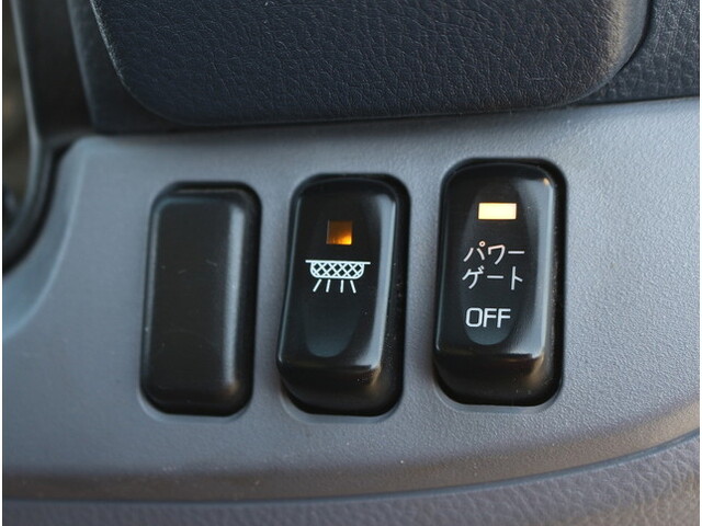 三菱ふそうキャンター道路作業車小型（2t・3t）[写真31]