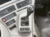 UDトラックスクオントレーラーヘッド（トラクターヘッド）大型（10t）[写真22]